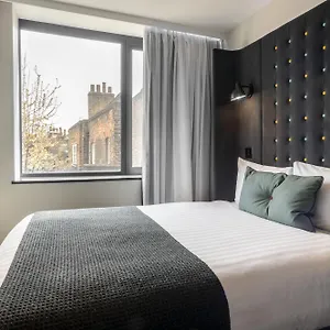 Hotel Point A Liverpool Street, London