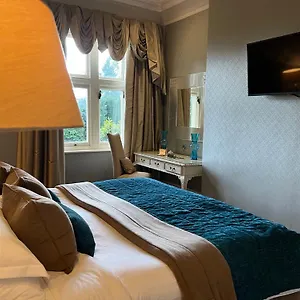 Hotel Alexander House & Utopia, Turners Hill